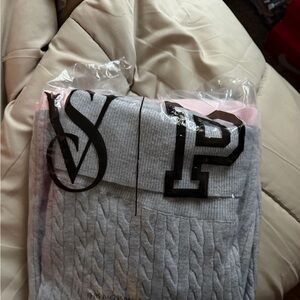 Victoria's Secret Gray Cable Knit Pants